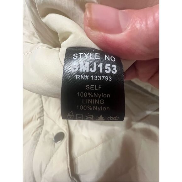 POL Womans Hooded Black Lightweight Oversized  Winter Puffer Jacket Sz S NWOT ** - Picture 6 of 8